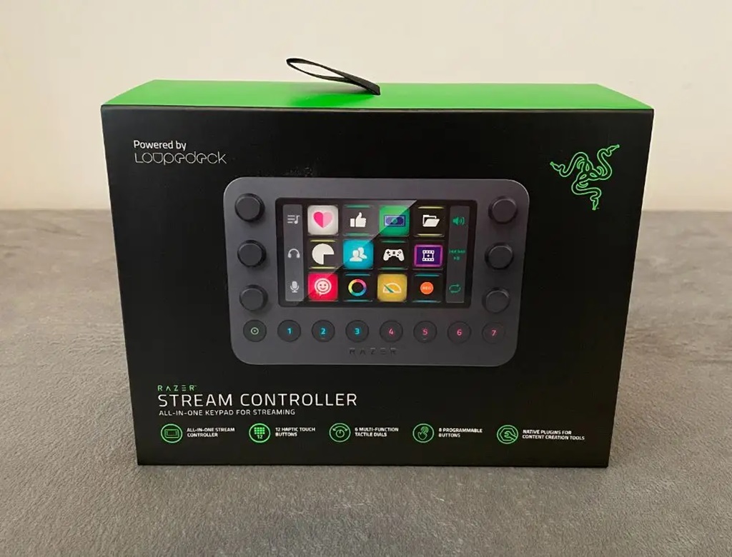 Razer Stream Controller Review - Elevate Your Streaming Game