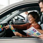 How Chicago, IL Drivers Choose the Right Satellite Radio Plan